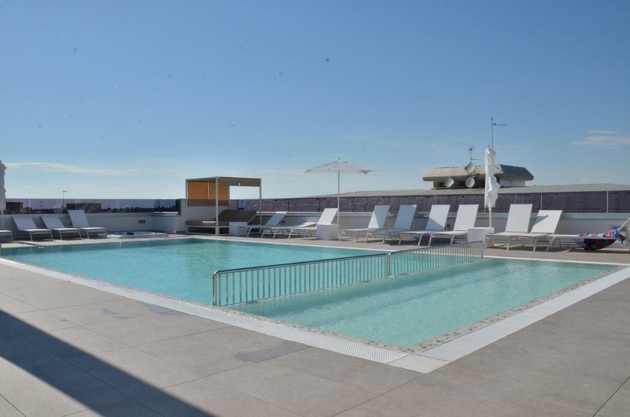 Hotel Amburgo Bibione Exterior foto
