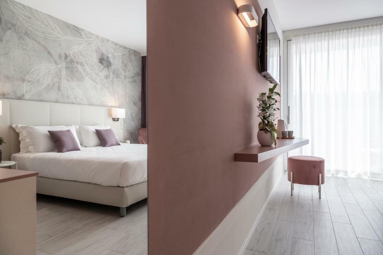 Hotel Amburgo Bibione Exterior foto